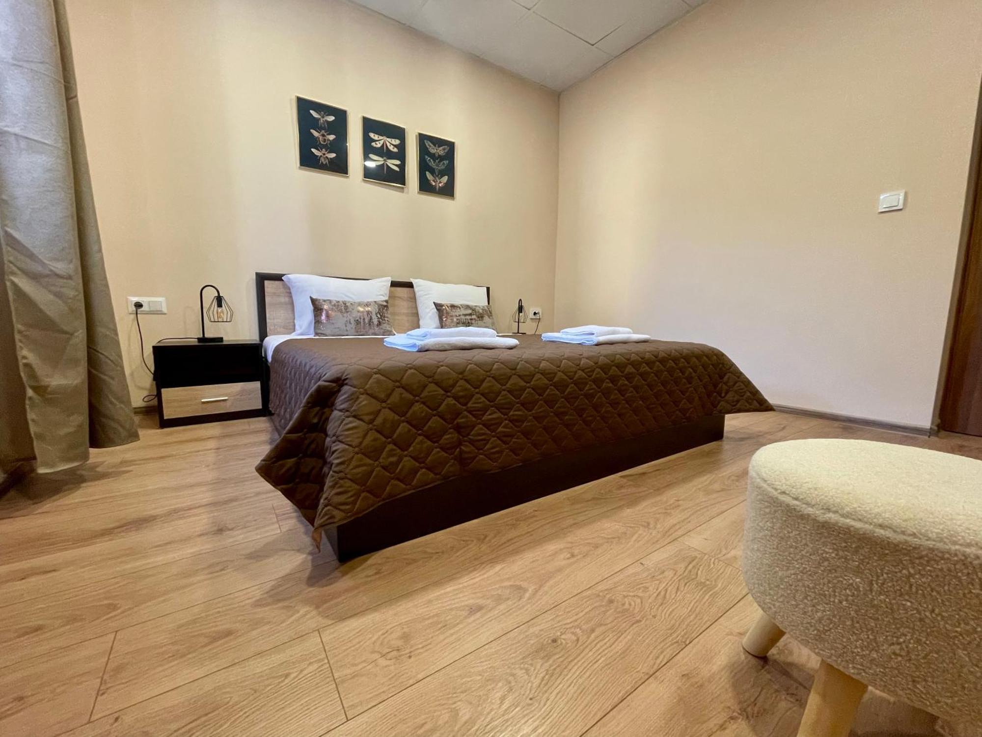 Forest Oasis Guest House Free Parking ساباريفا بانيا المظهر الخارجي الصورة